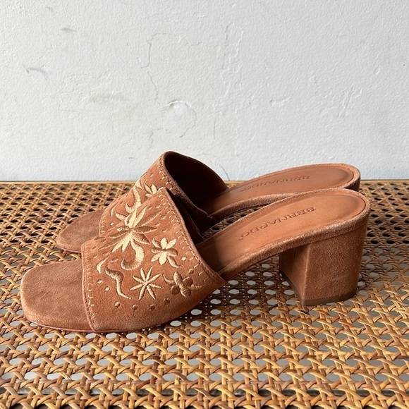 Bernardo Bailey Leather Embroidered Sandal - Picture 2 of 9